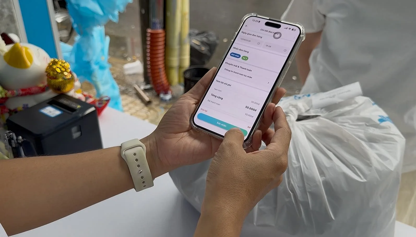 Giao đồ và thanh toán trên TinyClean